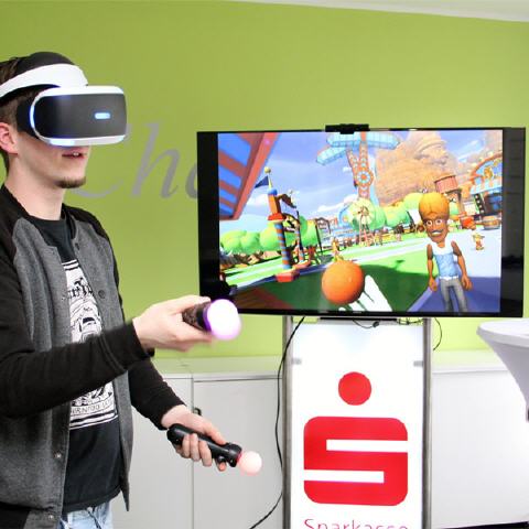 Spielstation mit VR-Gamingkonsole